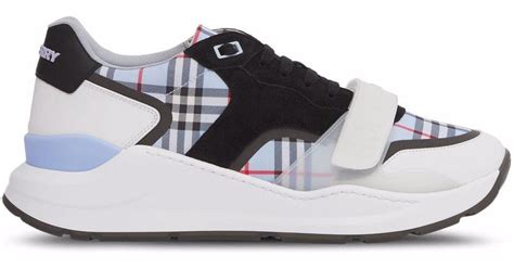 Burberry panelled low top sneakers